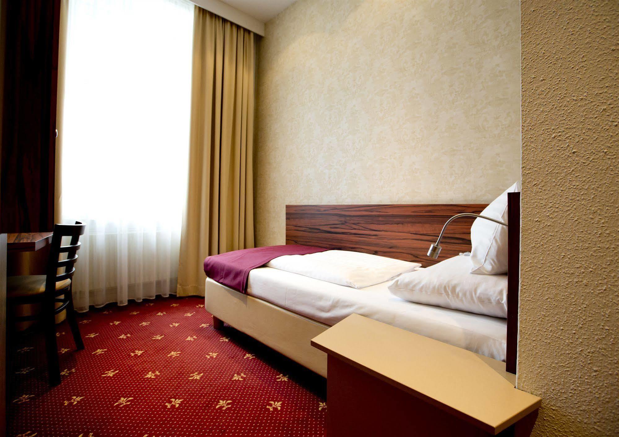 Hotel Fuerst Metternich Wiedeń Zewnętrze zdjęcie