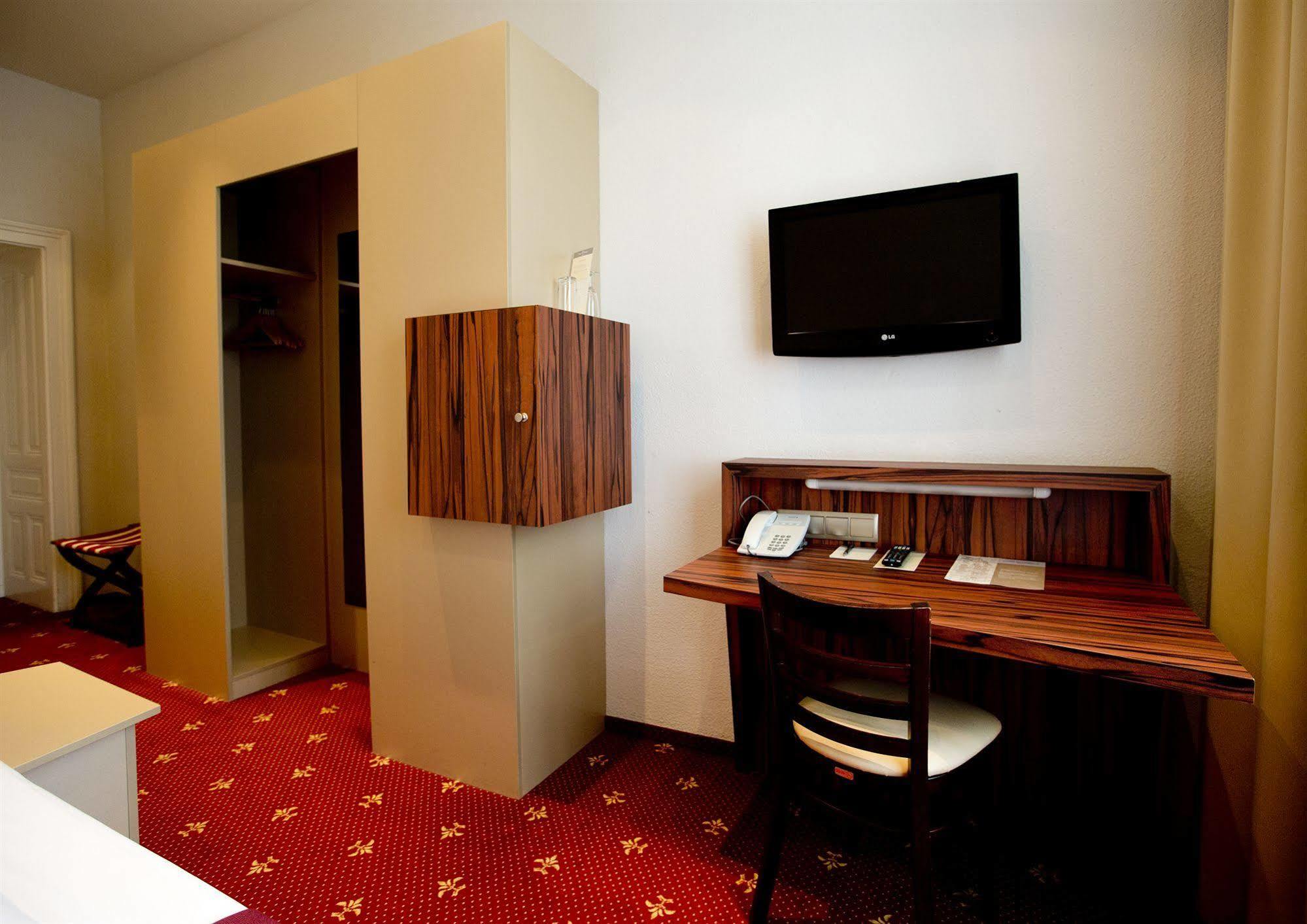 Hotel Fuerst Metternich Wiedeń Zewnętrze zdjęcie