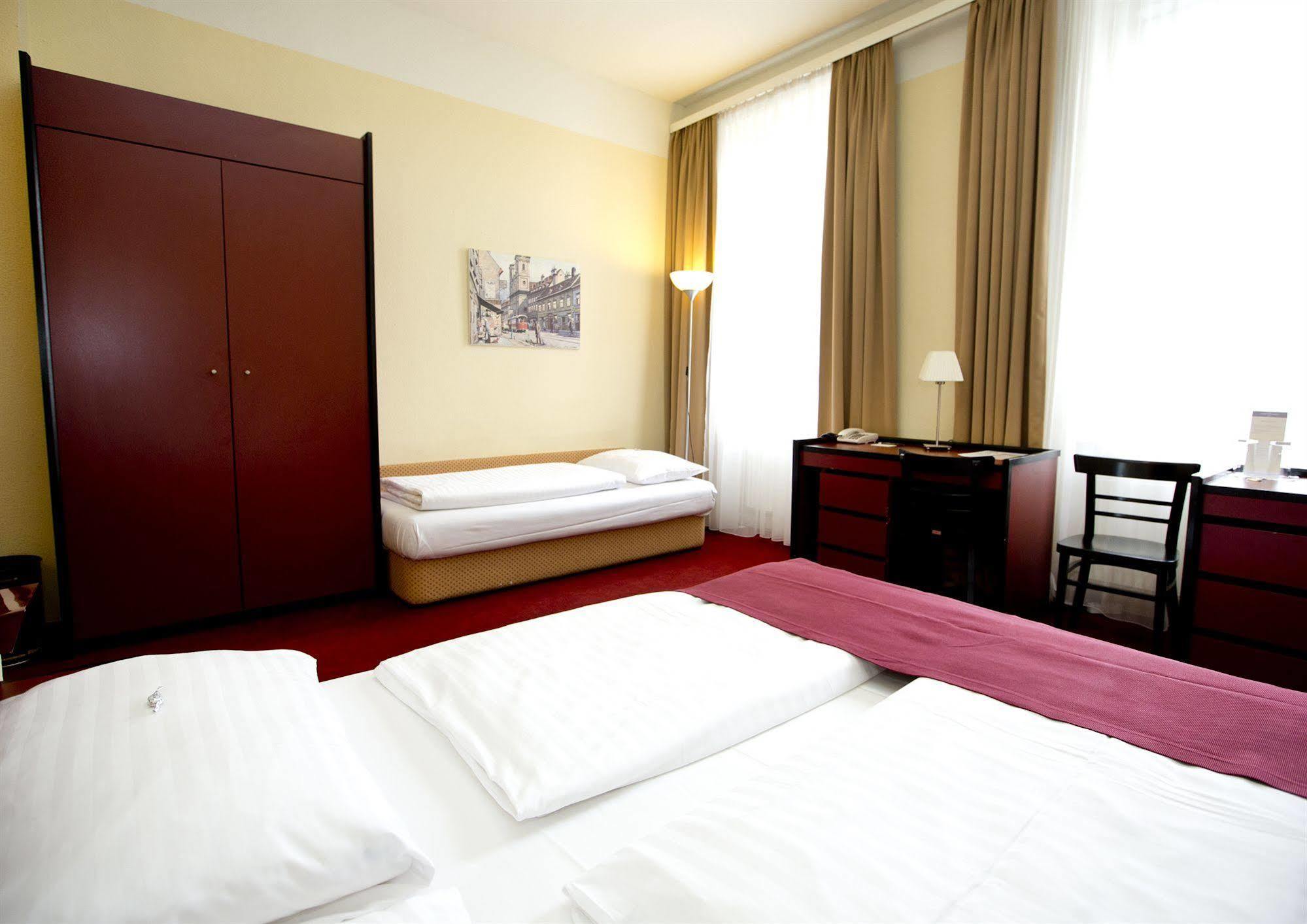 Hotel Fuerst Metternich Wiedeń Zewnętrze zdjęcie